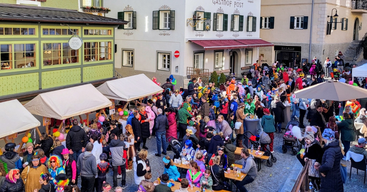 2. Kinderfasching am Marktplatz Hopfgarten